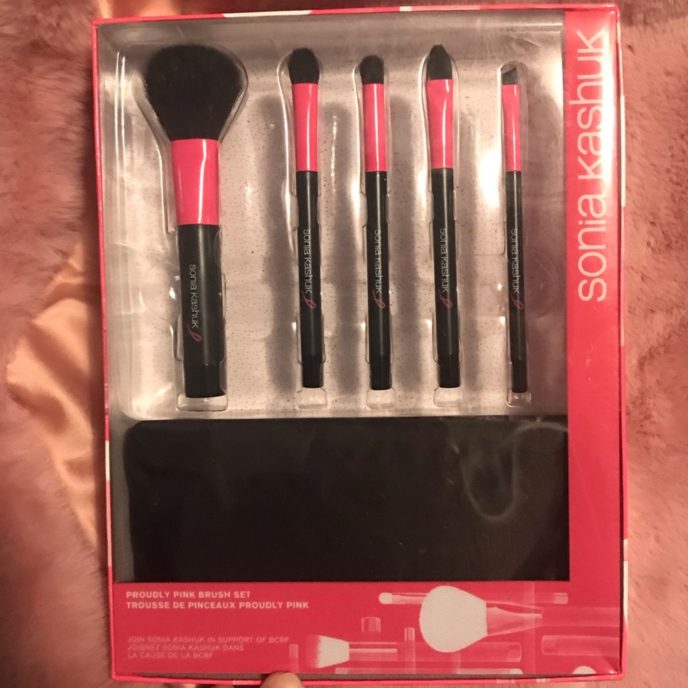 Sonia Kashuk Proudly Pink Brush Set